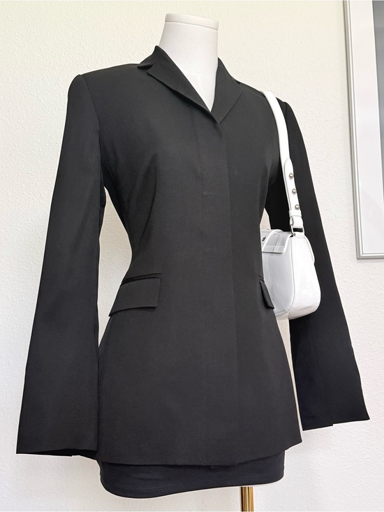 Banana Republic Jackets & Blazers - Banana Republic Fitted Waist Tailored Blazer Minimalist Dark Academia Chic